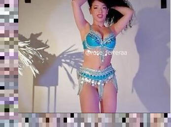 Rose Ferrera: Belly Dancing & Hitachi Pleasure Unleashed ????