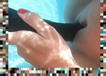 Trying Out A Double Ended Dildo Underwater With Cheyenne - Camillacreampie
