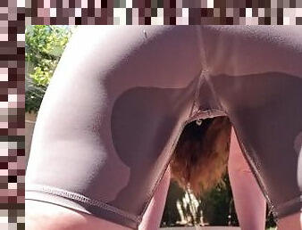 masturbation, en-plein-air, pisser, chatte-pussy, amateur, babes, culotte, serrée, salle-de-gym, humide