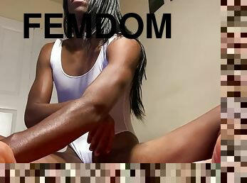 Femdom universal for male muscle ass