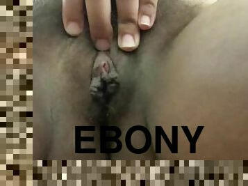 peluda, masturbación, coño-pussy, amateur, negra-ebony, adolescente, regordeta, con-los-dedos, primera-persona, a-solas